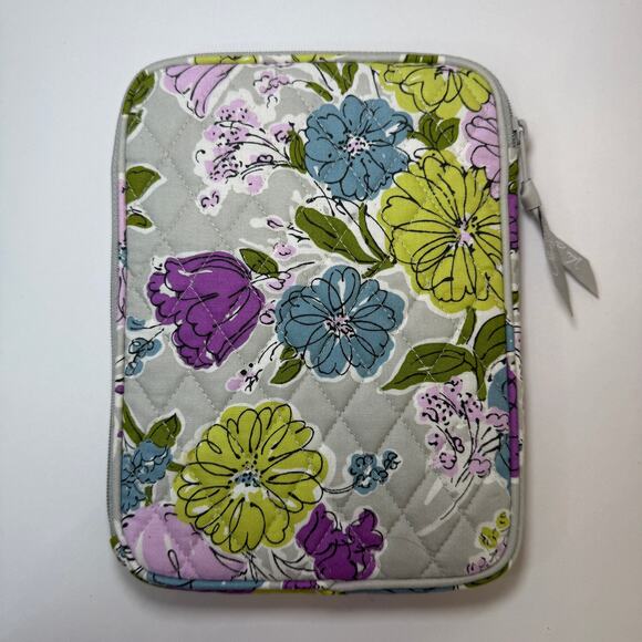 Vera Bradley Women's Watercolor Floral Padded Quilted Tablet E-reader Sleeve - Picture 5 of 5